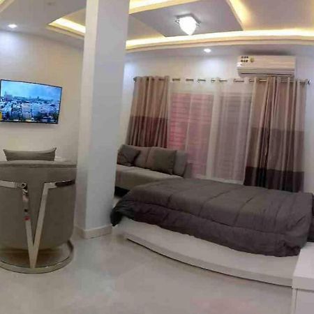 Appartement Luxe Idealement Situe A ダカール エクステリア 写真