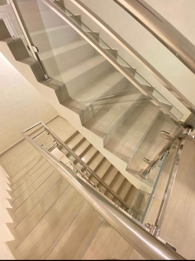 Appartement Luxe Idealement Situe A ダカール エクステリア 写真