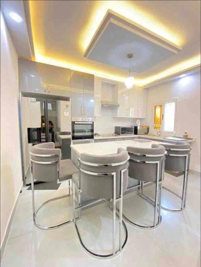 Appartement Luxe Idealement Situe A ダカール エクステリア 写真