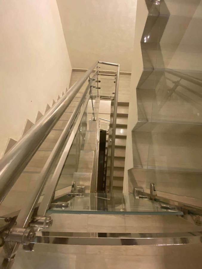 Appartement Luxe Idealement Situe A ダカール エクステリア 写真