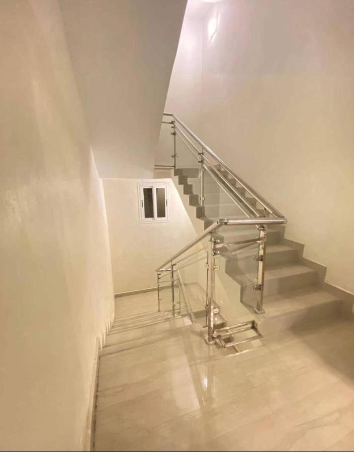 Appartement Luxe Idealement Situe A ダカール エクステリア 写真